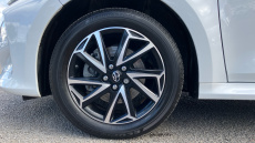 Toyota Yaris 1.5 Hybrid Design 5dr CVT Hybrid Hatchback